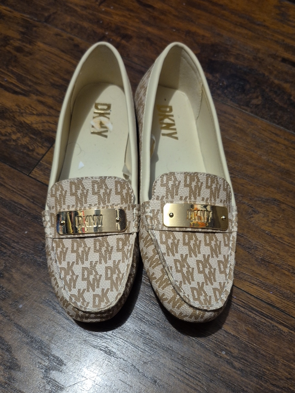 DKNY Beige Logo-Print Slip-On Loafers with Gold Plaques